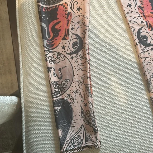 Buddha Gear Bunch Yoga Pants. - Picture 8 of 8